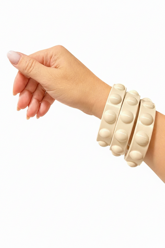 Endless bangle