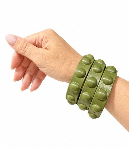 Endless bangle